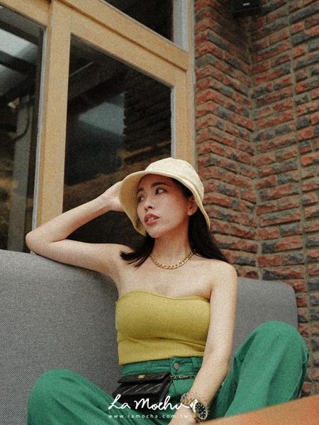 包覆感坑條平口BRA背心(闆娘.花花清單)