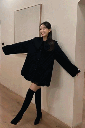 後開衩圓弧領排扣羊絨外套