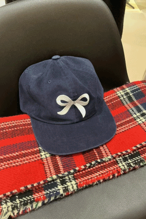 刺繡蝴蝶結棒球帽