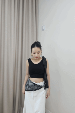 大圓領短版美背BRA背心