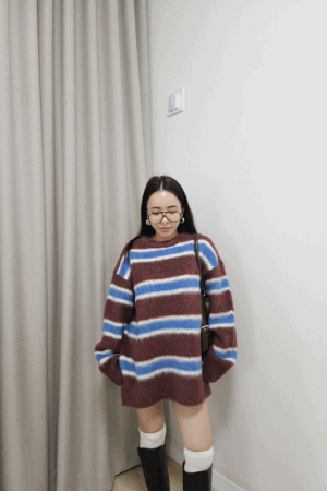 圓領混色條紋羊毛衣