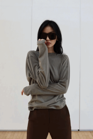 大圓領美背棉質上衣