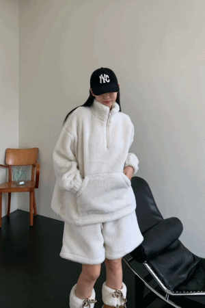 立領羔毛口袋保暖上衣