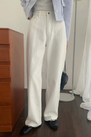 小姐姐直筒牛仔褲