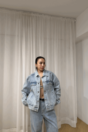 後鉚釘寶石水洗牛仔外套(男女款)
