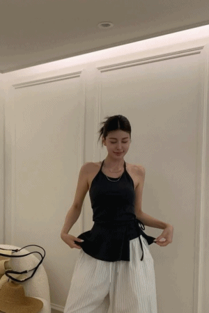 綁脖露背削肩上衣