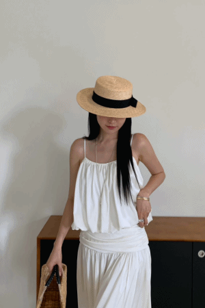 傘感渡假細肩上衣(闆娘.花花清單)