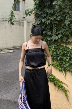 蕾絲素面抽繩緞面背心