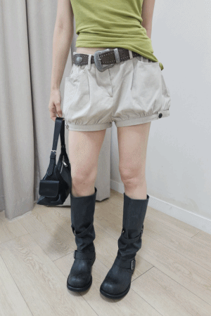 黑扣立體口袋花苞褲
