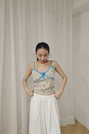 蕾絲滾邊碎花背心