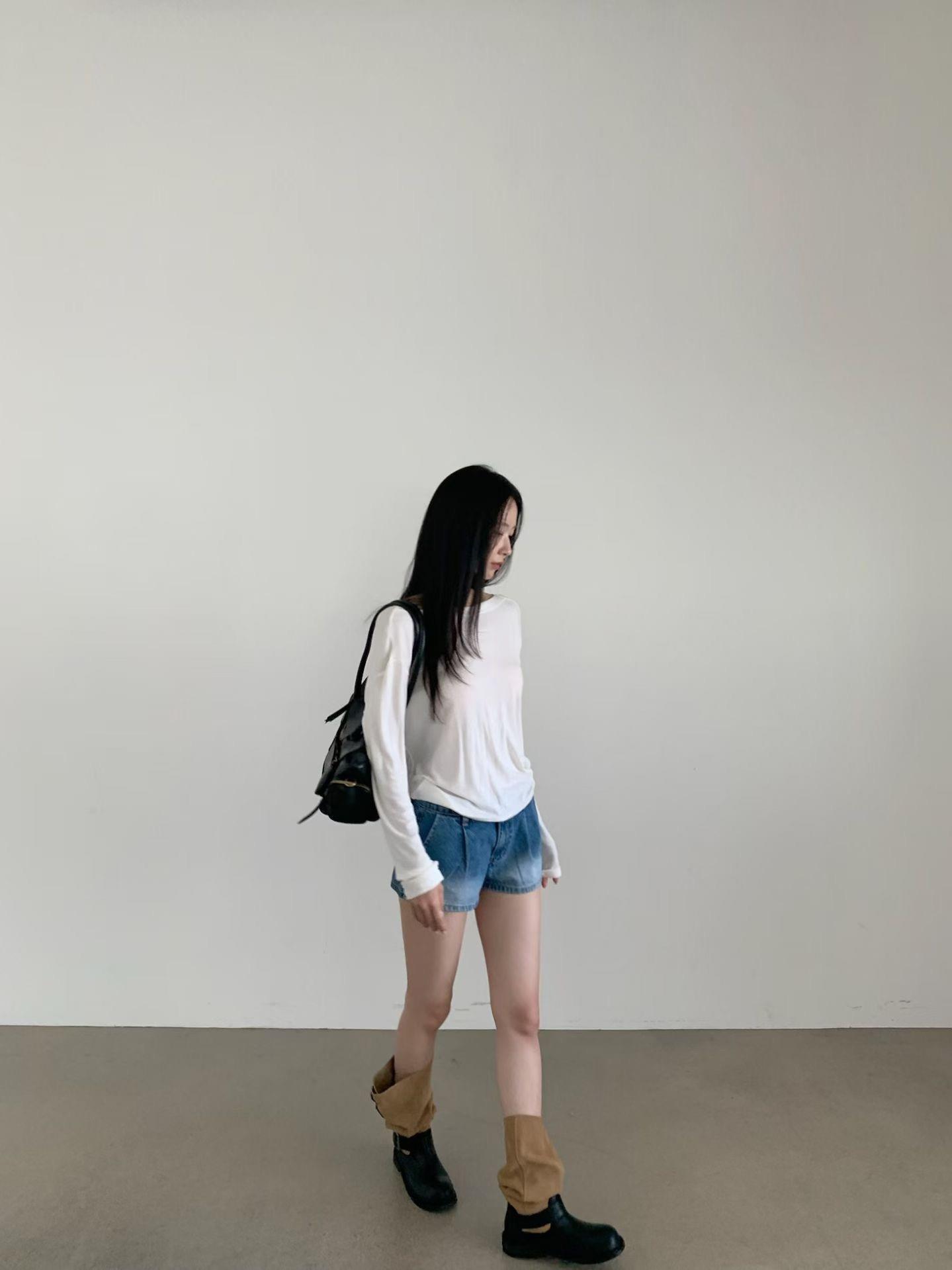 美背垂墜扭結上衣