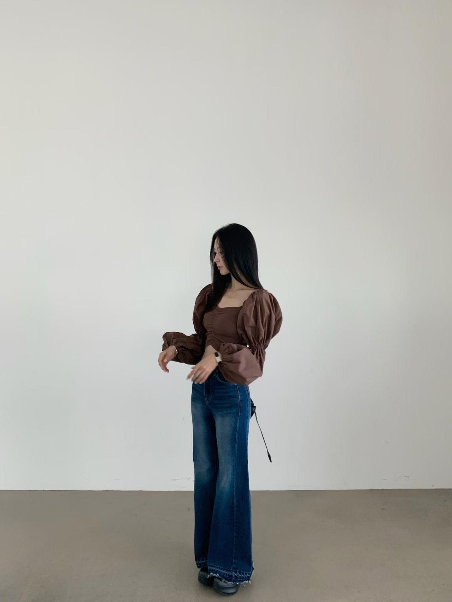 澎袖抓摺領上衣