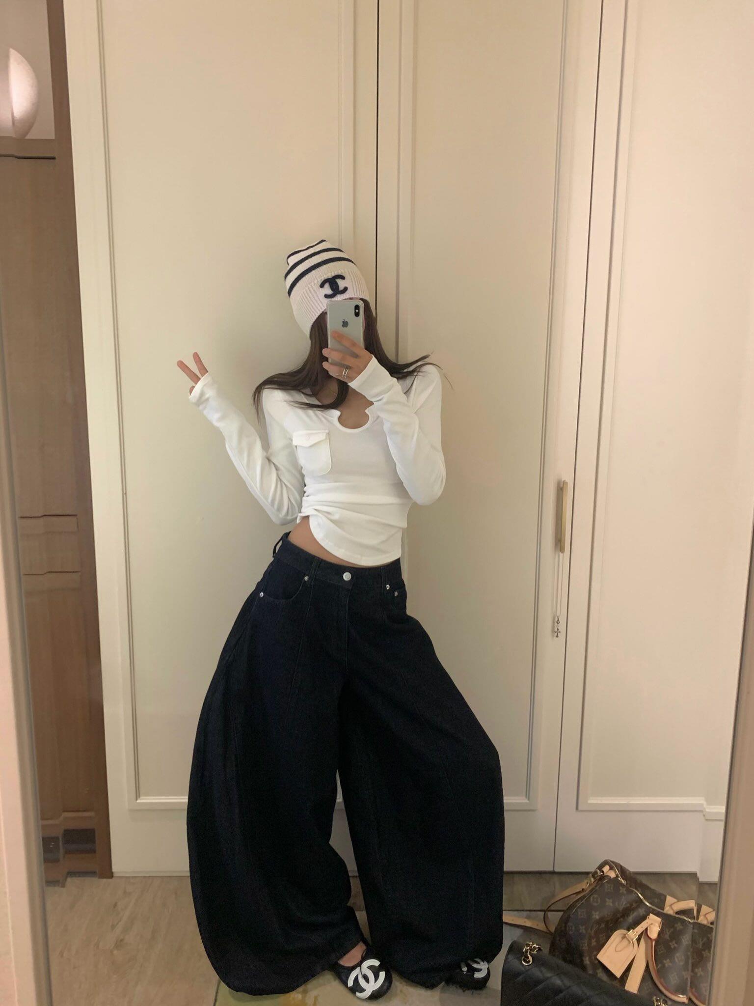 圓弧口袋U領上衣