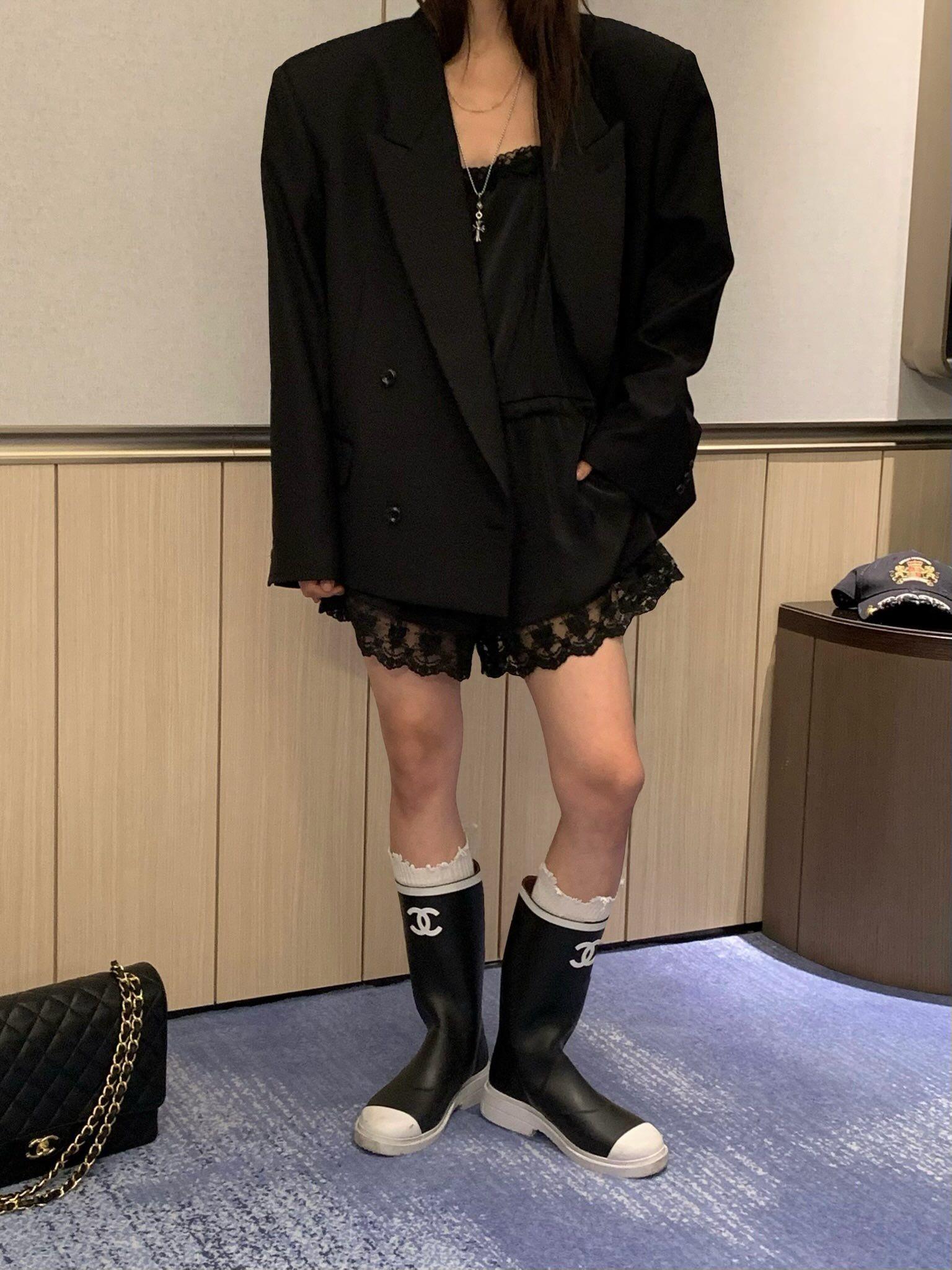 排釦翻領西裝外套