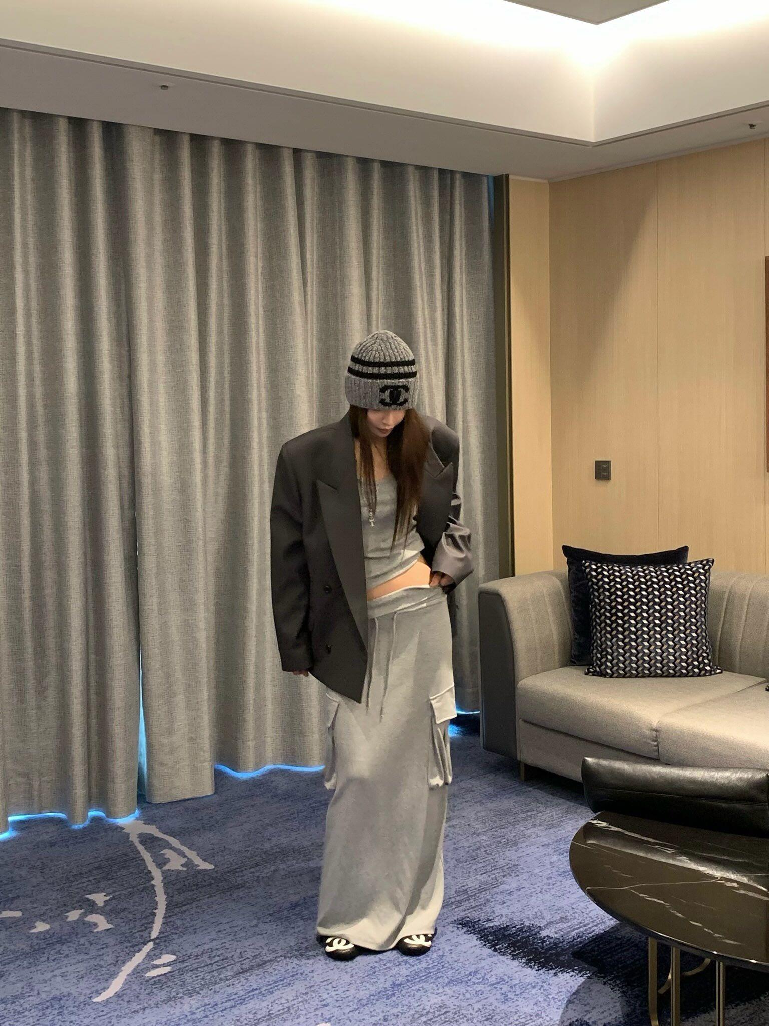 排釦翻領西裝外套