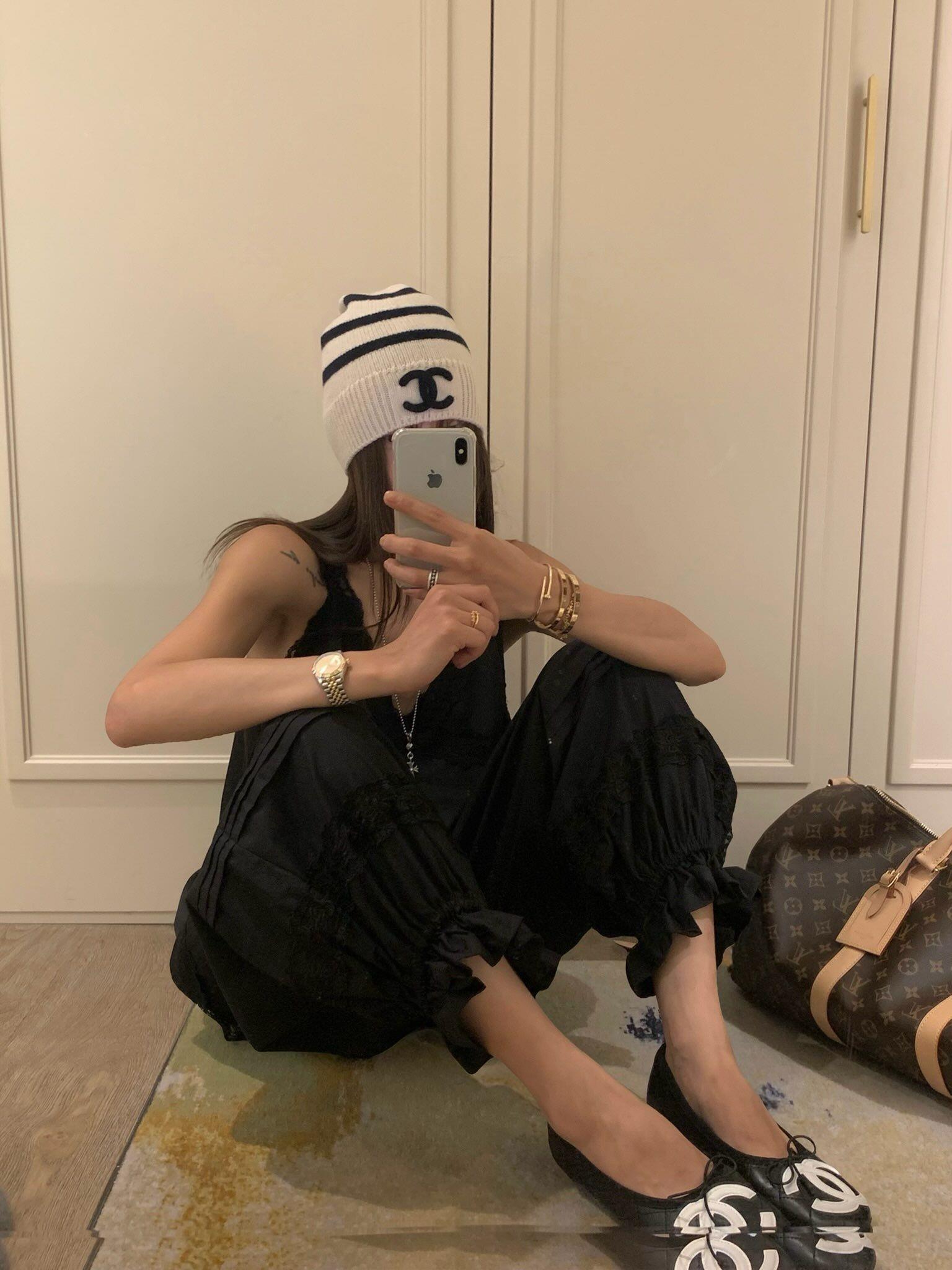 蕾絲薄款小背心
