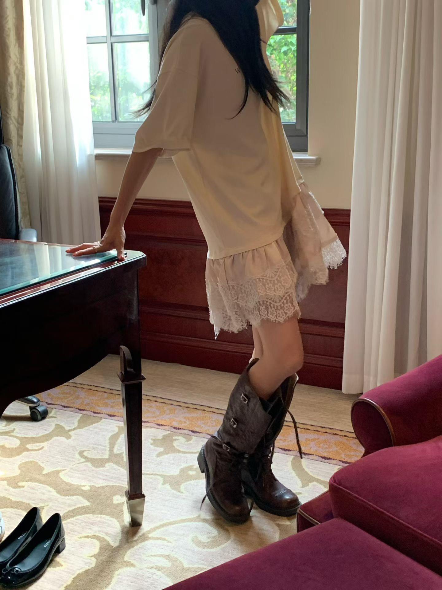 緞面拼蕾絲短洋裝