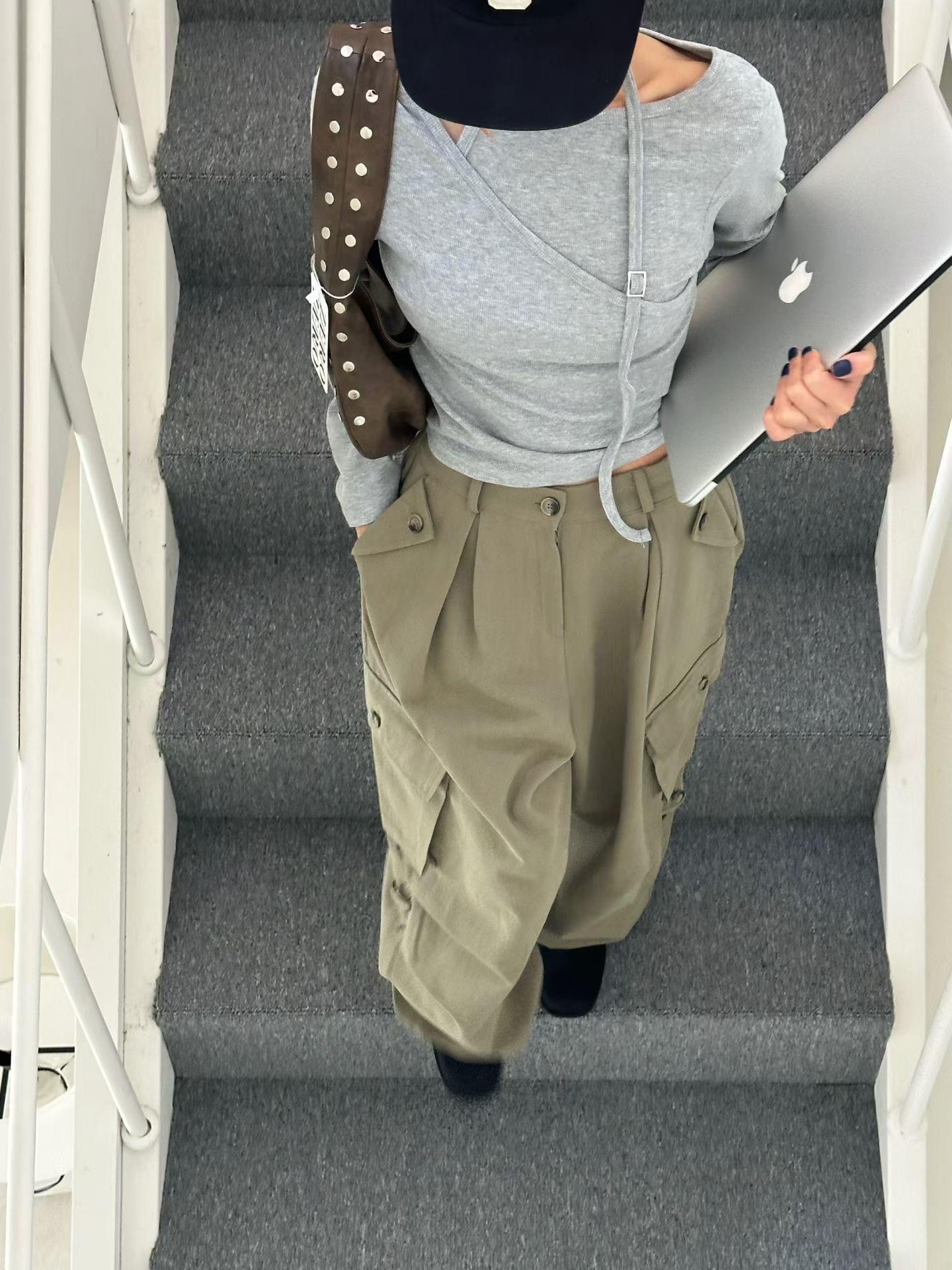 掛脖不規則帶上衣