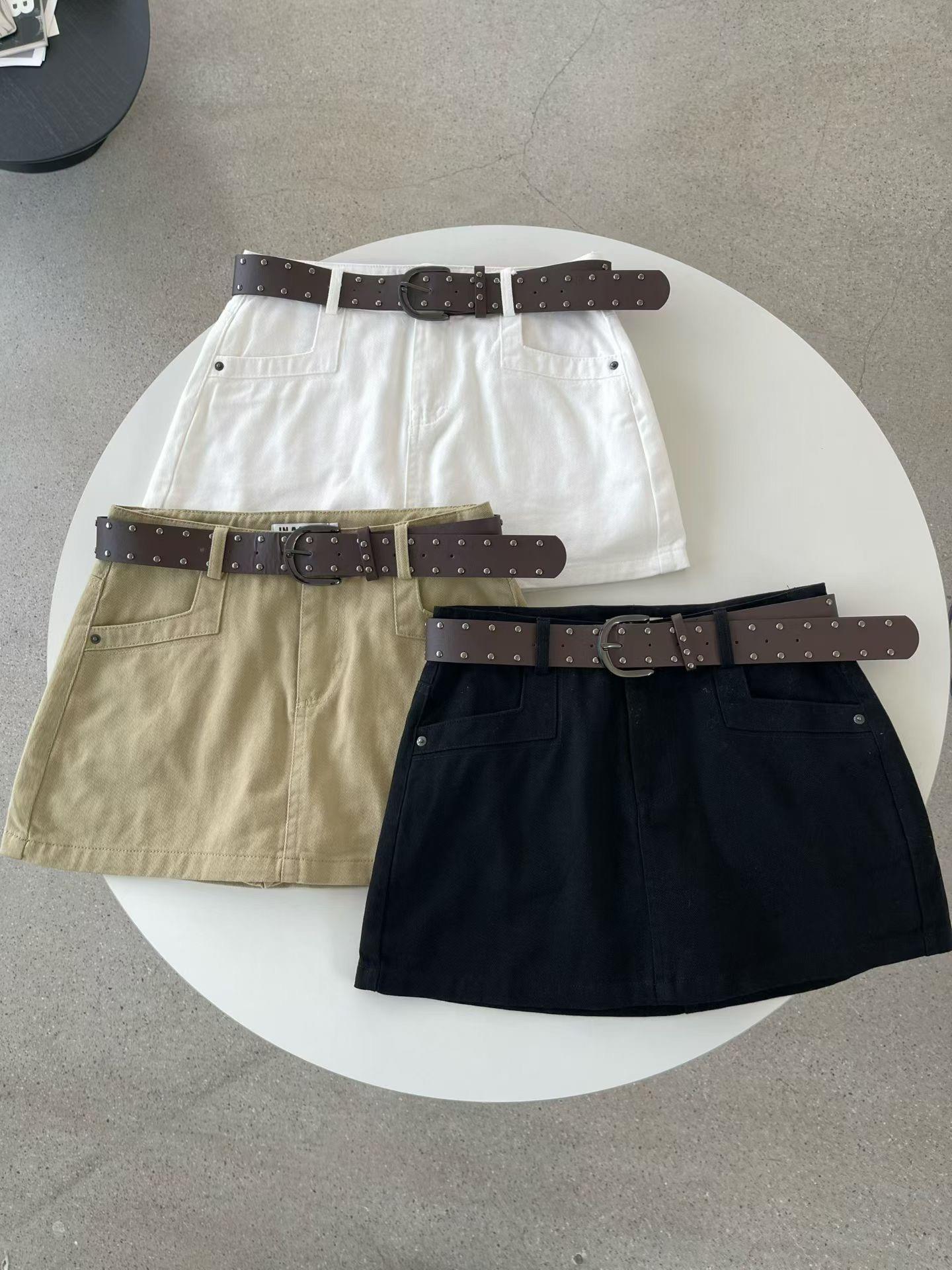 鉚釘牛仔褲裙(附腰帶)