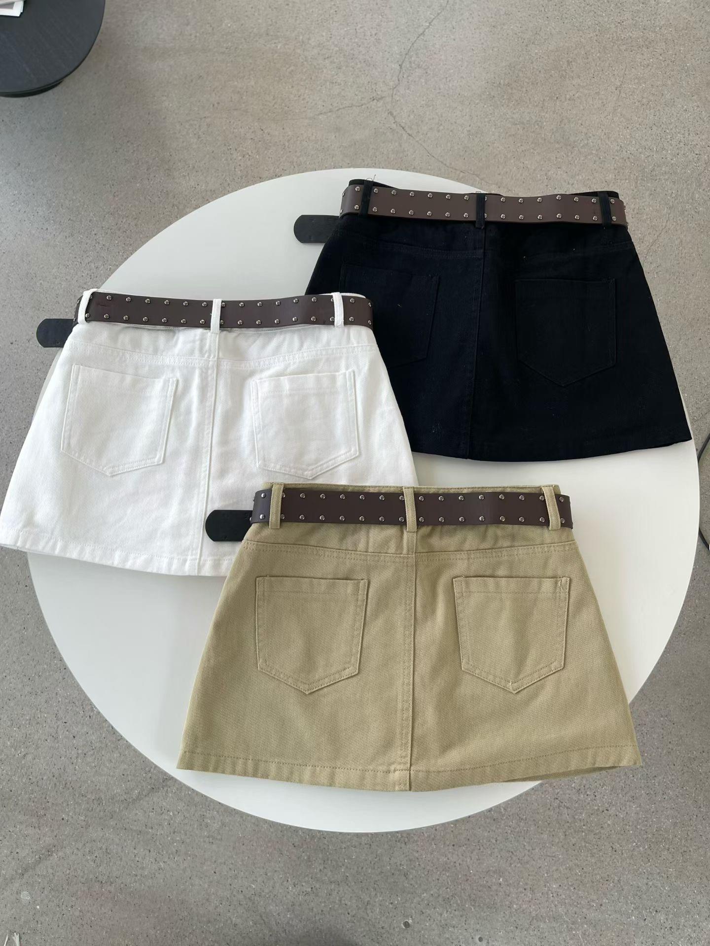 鉚釘牛仔褲裙(附腰帶)
