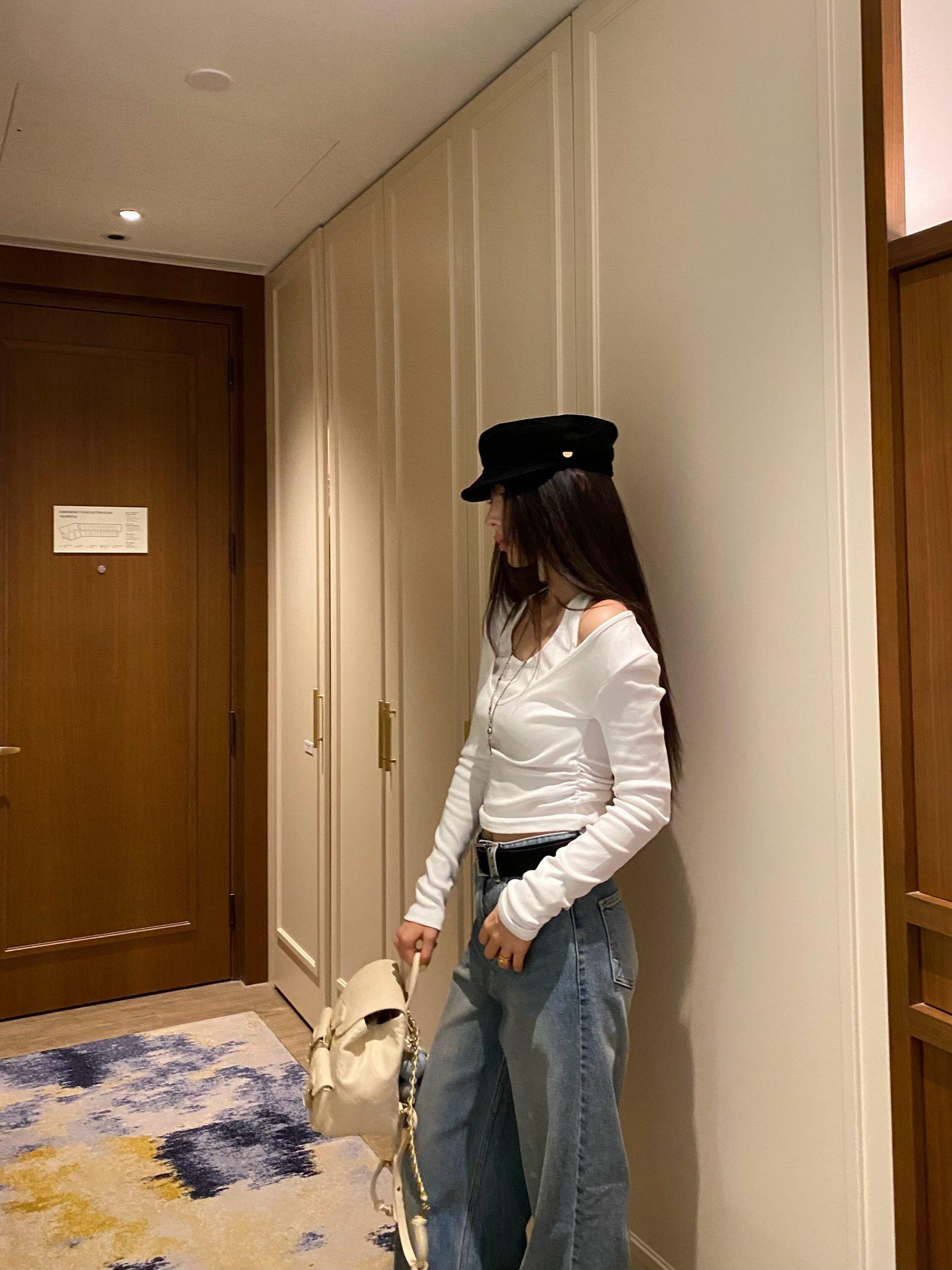 墊肩掛脖假兩件上衣