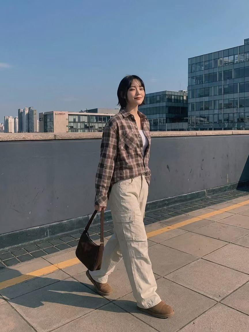 單口袋白扣格紋襯衫