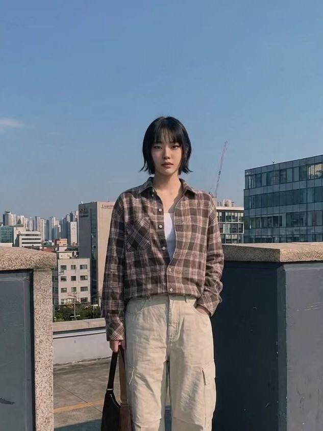 單口袋白扣格紋襯衫