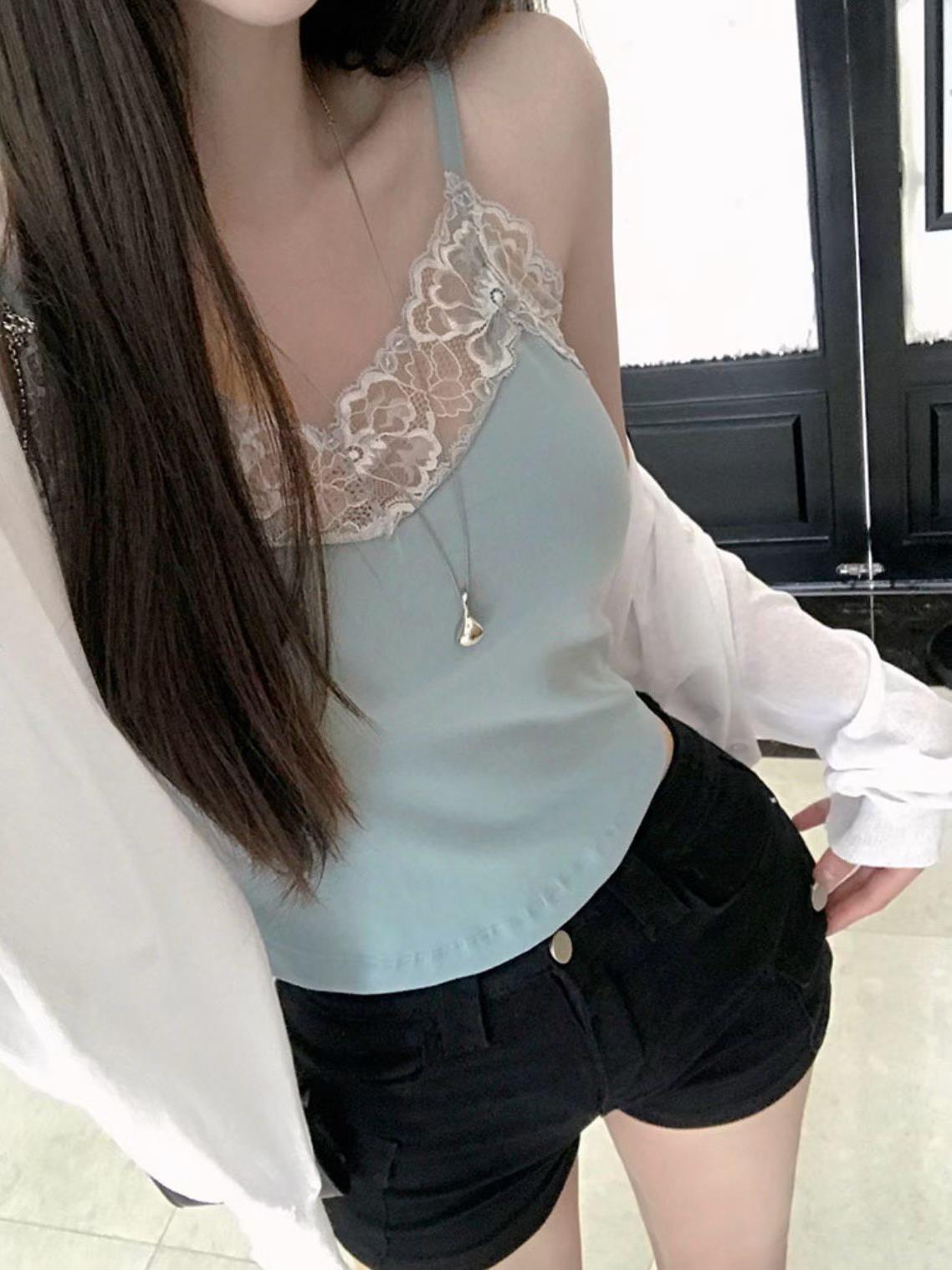 花朵蕾絲彈性背心