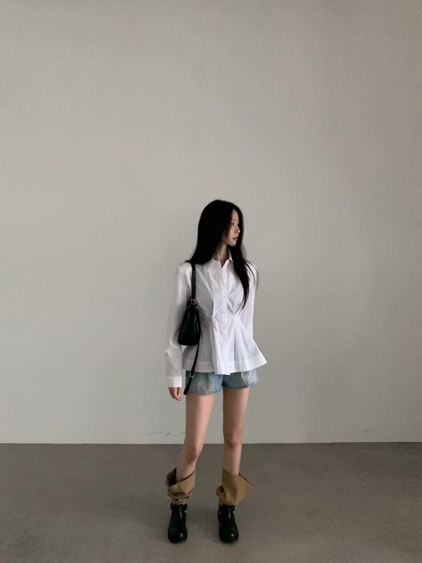 墊肩縮腰排釦襯衫