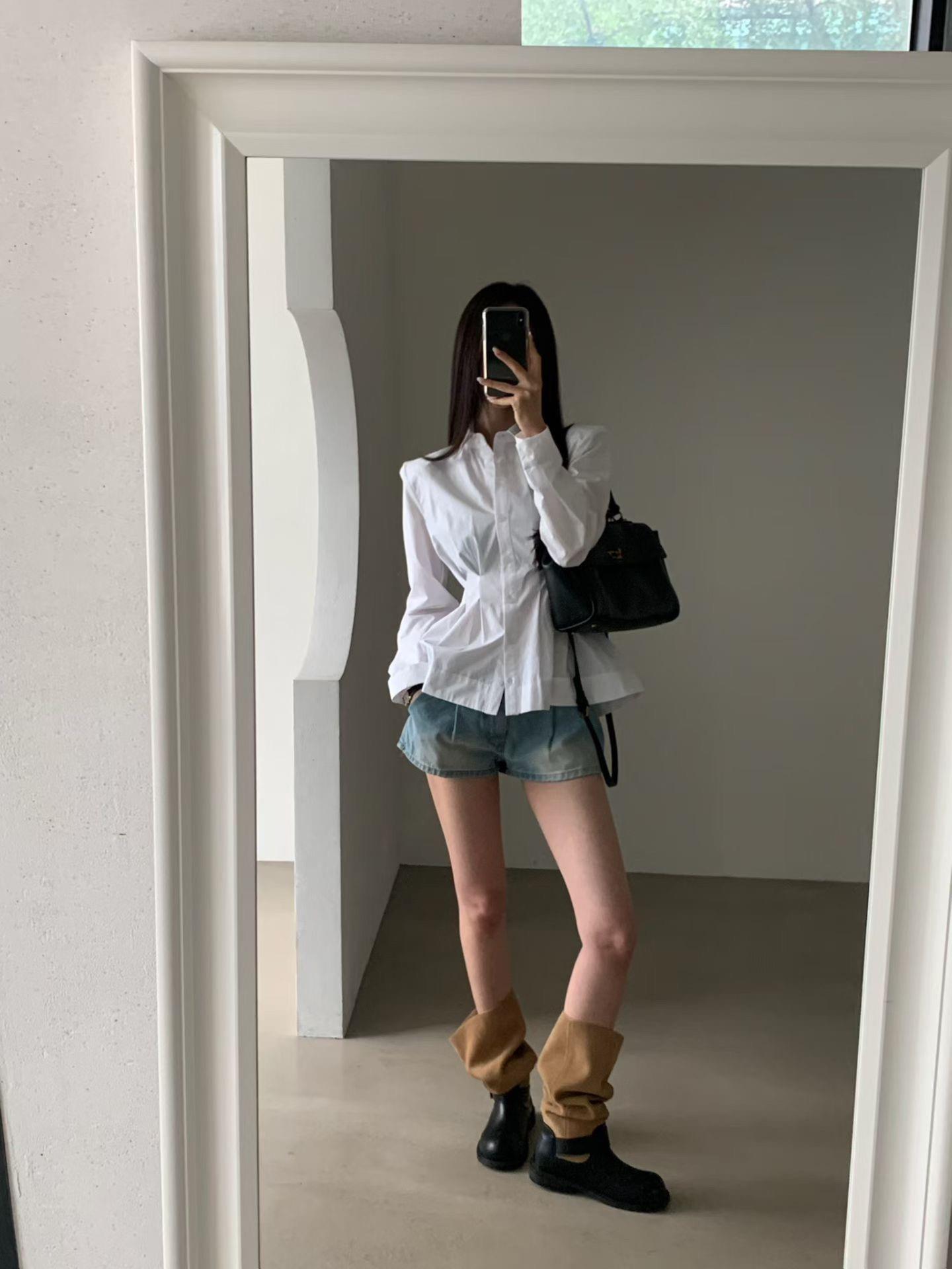墊肩縮腰排釦襯衫
