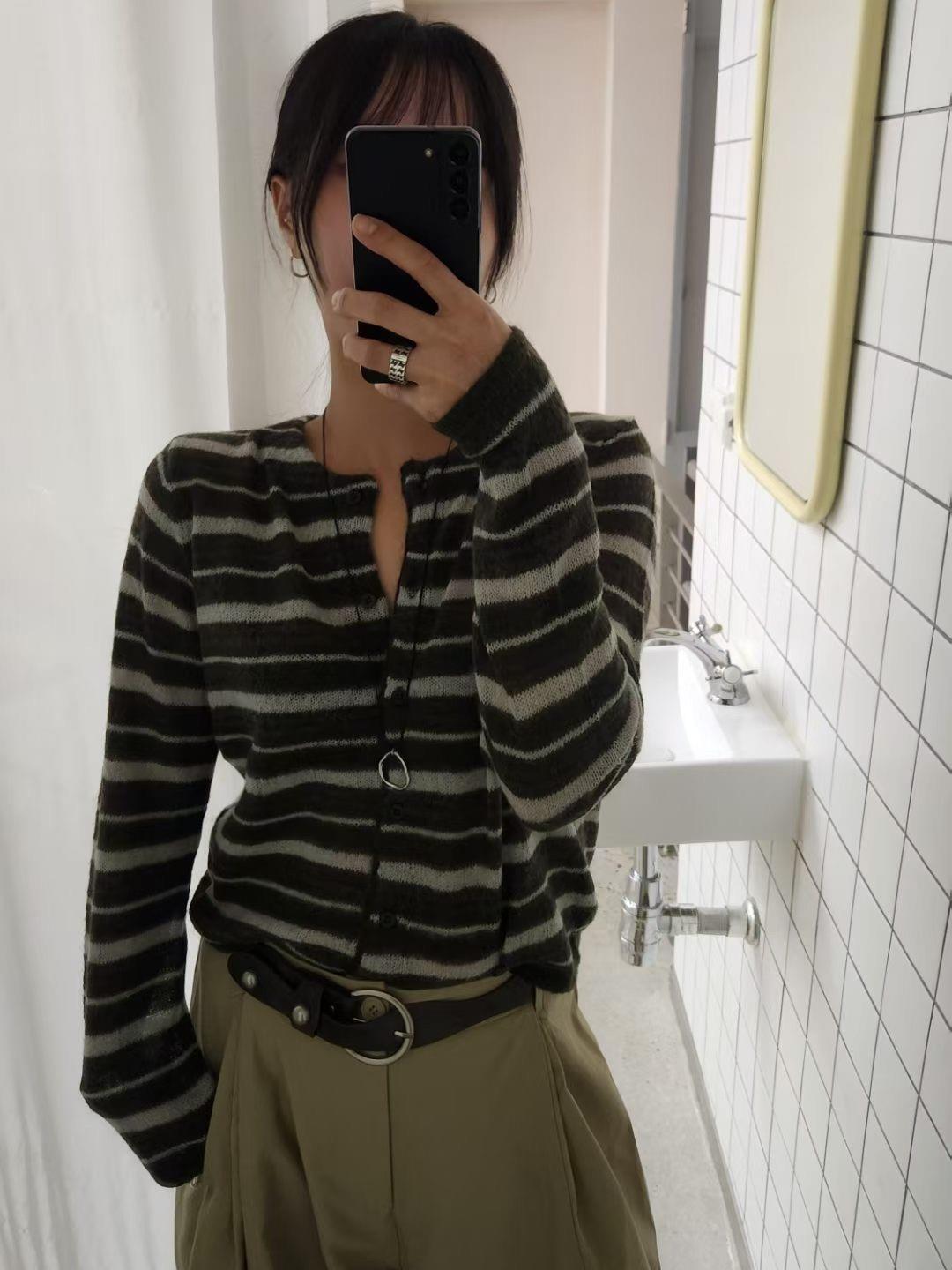 羊毛條紋長袖上衣