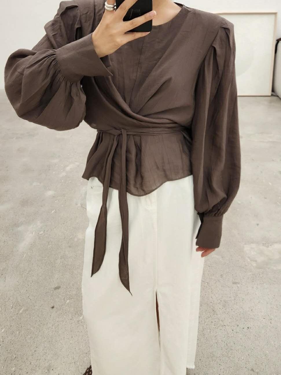 側綁帶長澎袖上衣